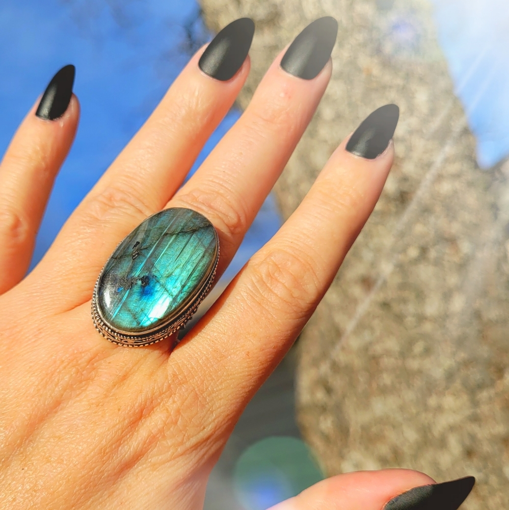Silver Statement Labradorite Ring - image 2